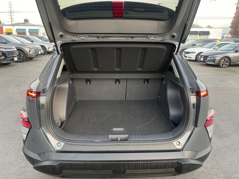 Used 2025 Hyundai Kona SEL image 31