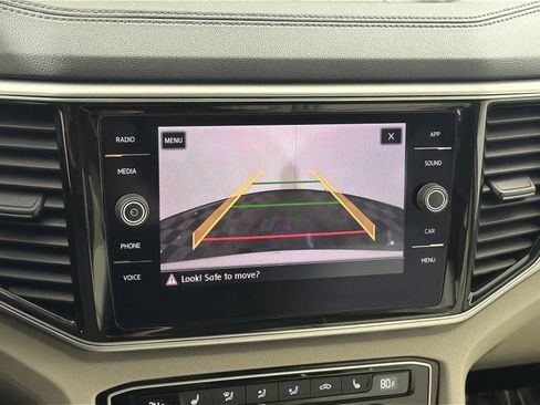 Used 2018 Volkswagen Atlas SEL image 19