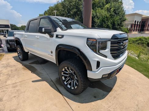 New 2026 GMC Sierra 1500 AT4 w/ Technology Package AWD/4WD image 5
