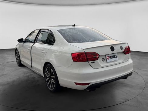 Used 2013 Volkswagen Jetta GLI FWD image 6
