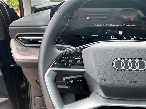 Used 2025 Audi Q5 Premium Plus w/ Premium Plus AWD/4WD image 20