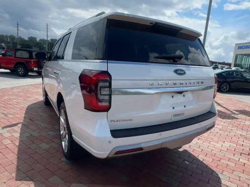 Used 2024 Ford Expedition Platinum AWD/4WD image 9