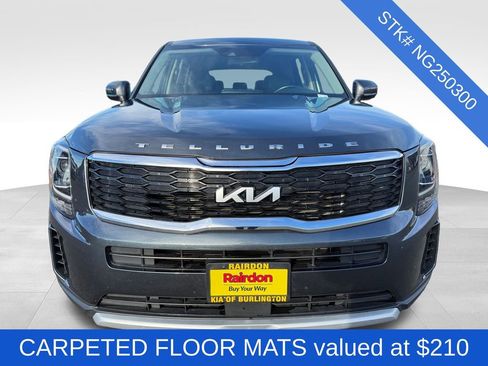 Certified 2022 Kia Telluride LX image 2