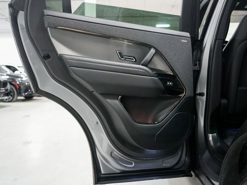 Used 2023 Land Rover Range Rover Sport SE Dynamic image 22