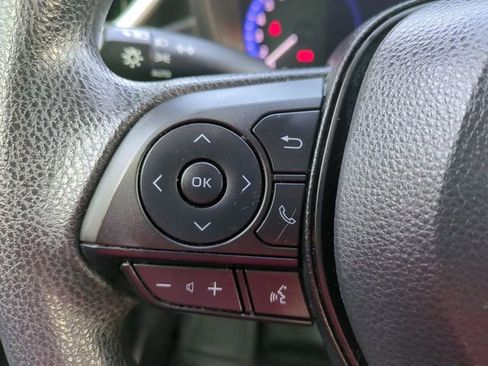 Used 2022 Toyota Corolla LE image 22