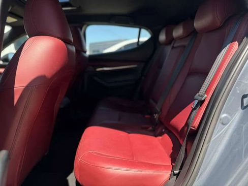 Used 2021 MAZDA MAZDA3 Hatchback w/Premium Plus Pkg AWD/4WD image 16