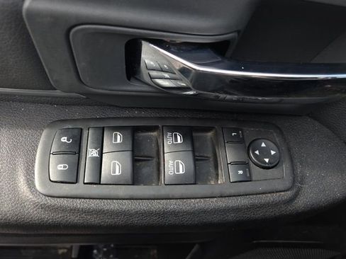 Used 2021 RAM 1500 Classic SLT image 20