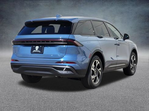 New 2026 Lincoln Nautilus Premier w/ Jet Appearance Package AWD/4WD image 7
