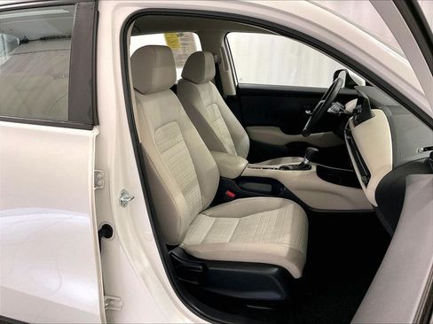 Used 2024 Honda HR-V LX image 11
