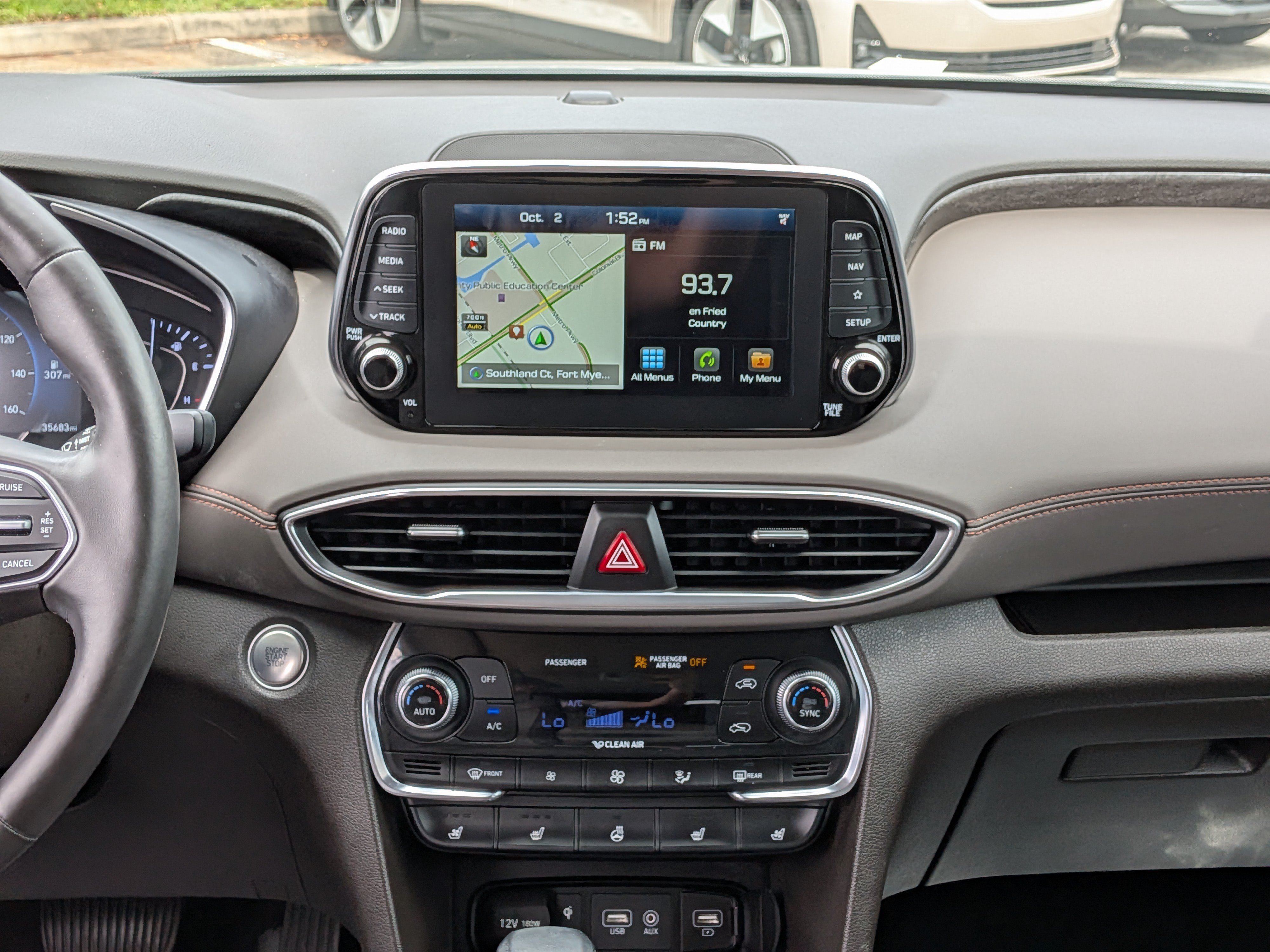 Used 2019 Hyundai Santa Fe FWD image 20