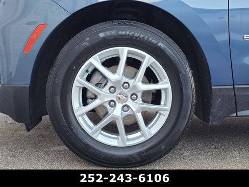 Used 2024 Chevrolet Equinox LS FWD image 38