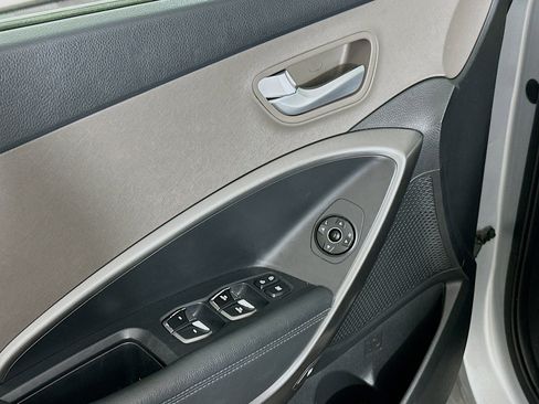 Used 2017 Hyundai Santa Fe Sport image 15