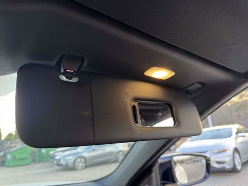 Used 2023 BMW 430i xDrive Convertible w/ M Sport Package image 31