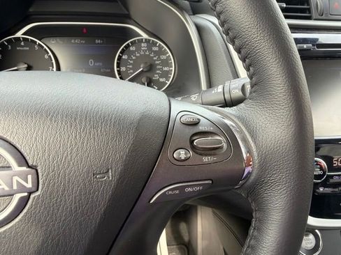 Used 2024 Nissan Murano SV w/ SV Midnight Edition Package FWD image 19