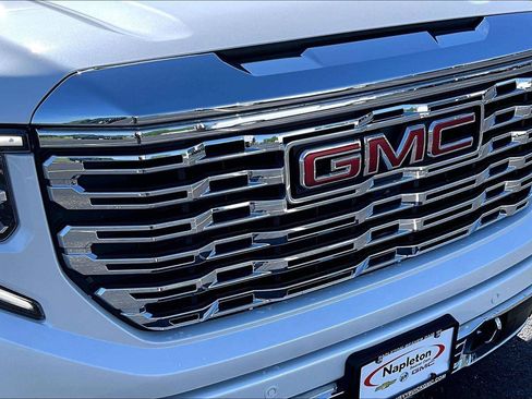 Used 2023 GMC Sierra 1500 Denali AWD/4WD image 29