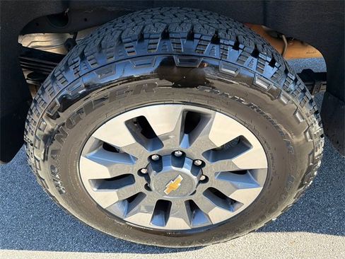 Used 2024 Chevrolet Silverado 2500 LT w/ All Star Edition image 17