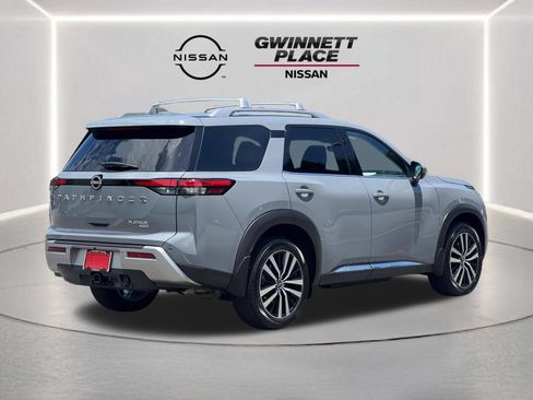 Certified 2024 Nissan Pathfinder Platinum AWD/4WD image 26