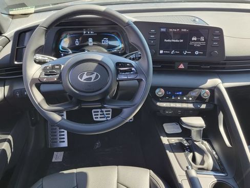 New 2026 Hyundai Elantra SEL Sport FWD image 6