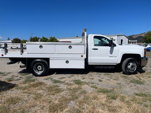 Used 2019 Chevrolet Silverado 3500 W/T w/ WT Convenience Package RWD image 7