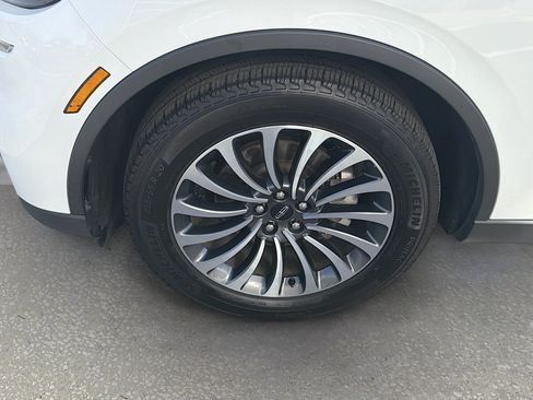 Certified 2022 Lincoln Aviator Reserve w/ Elements Package Plus RWD image 31