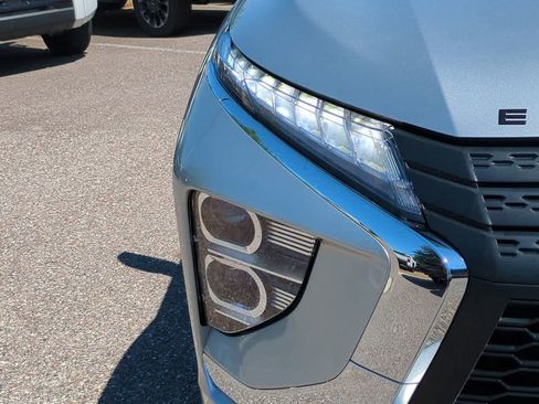 Used 2024 Mitsubishi Eclipse Cross LE AWD/4WD image 10