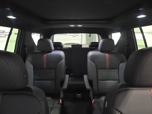 Used 2024 Chevrolet Traverse RS w/ LPO, Floor Liner Package image 18