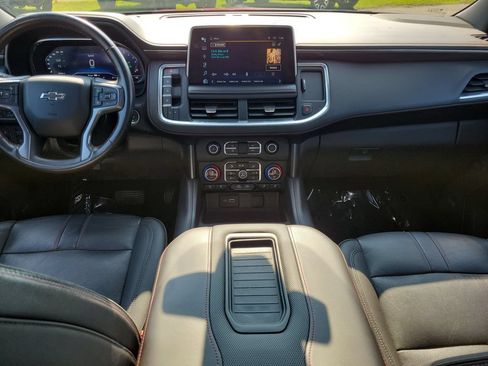Used 2022 Chevrolet Suburban RST w/ Max Trailering Package AWD/4WD image 15