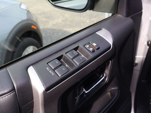 Used 2024 Toyota 4Runner SR5 RWD image 8