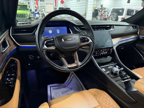 Certified 2024 Jeep Grand Cherokee L Summit w/ Advanced Protech Group IV image 34