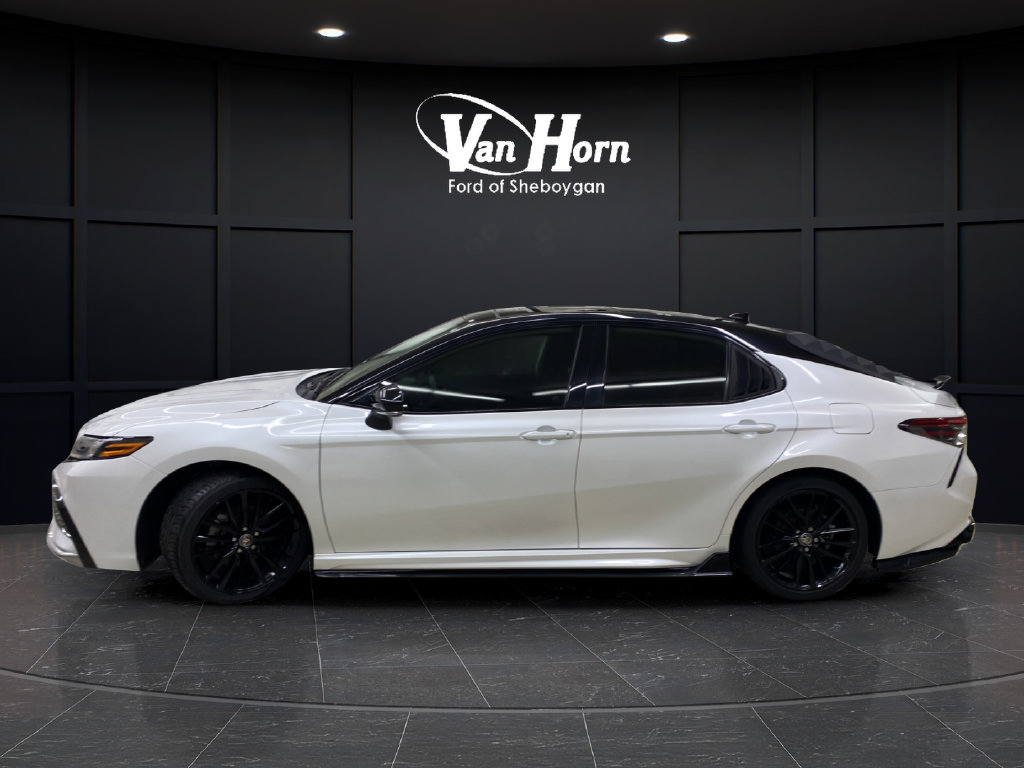 Used 2023 Toyota Camry XSE w/ Cold Weather Package FWD image 4