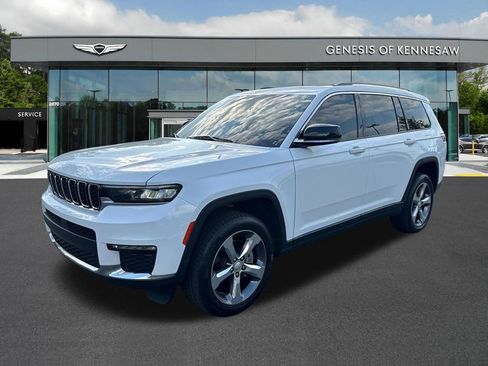 Used 2022 Jeep Grand Cherokee L Limited AWD/4WD image 3