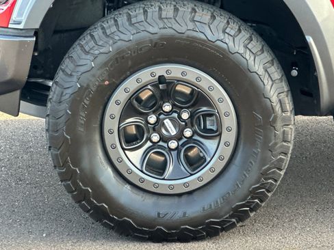 Used 2023 Ford F150 Raptor w/ Raptor Carbon Fibre Package image 25
