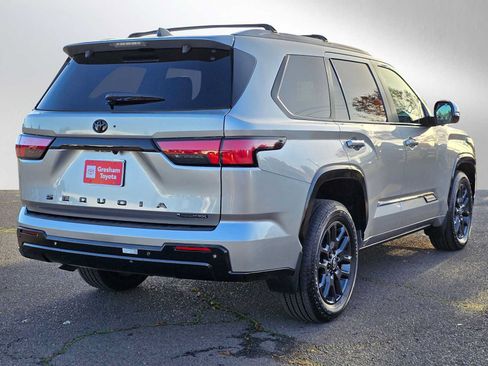 Used 2025 Toyota Sequoia Platinum AWD/4WD image 3
