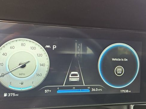 Certified 2023 Hyundai Elantra SEL w/ Convenience Package FWD image 9