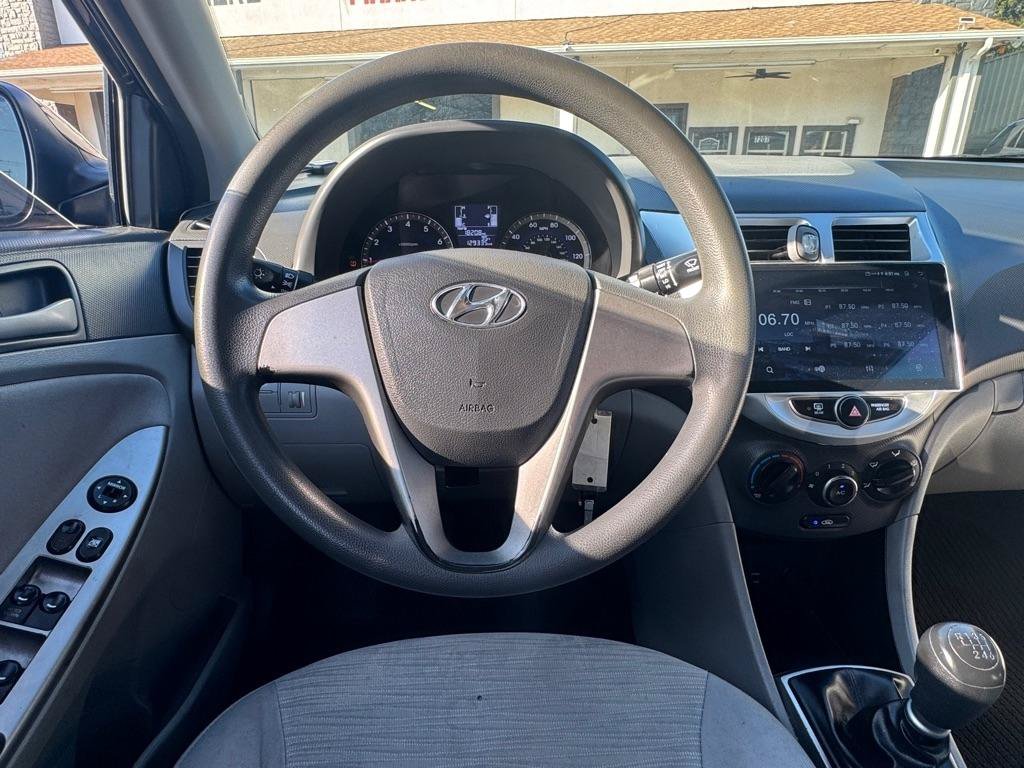 Used 2016 Hyundai Accent SE FWD image 16