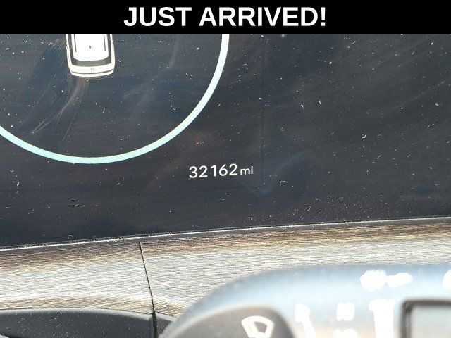 Used 2025 Hyundai Santa Fe Calligraphy FWD image 31