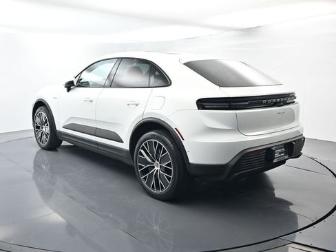 Certified 2025 Porsche Macan Electric RWD image 3