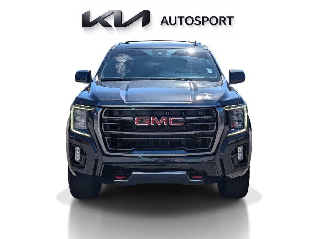 Used 2024 GMC Yukon XL AT4 AWD/4WD image 2