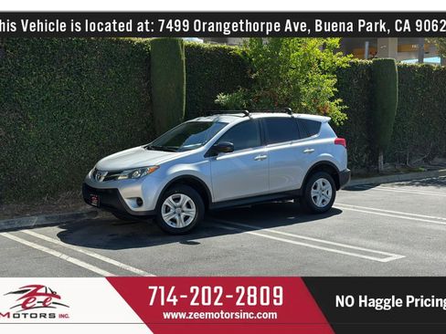 Used 2015 Toyota RAV4 LE image 14