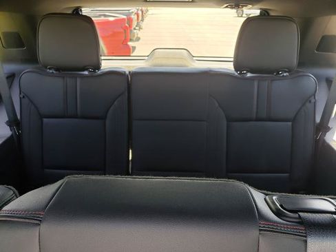Used 2022 Chevrolet Tahoe RST w/ Sport Performance Package AWD/4WD image 15