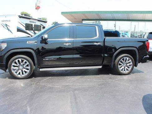 Used 2022 GMC Sierra 1500 Denali w/ Technology Package AWD/4WD image 5