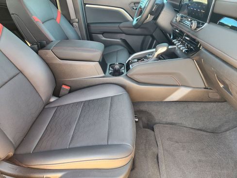 Used 2024 Chevrolet Colorado Z71 w/ Z71 Convenience Package 2 image 14