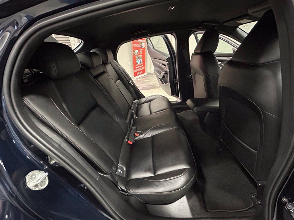 Used 2024 MAZDA MAZDA3 s FWD image 38