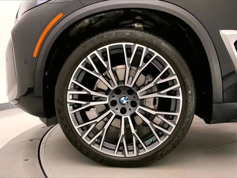 Used 2025 BMW X5 xDrive40i w/ Premium Package image 8
