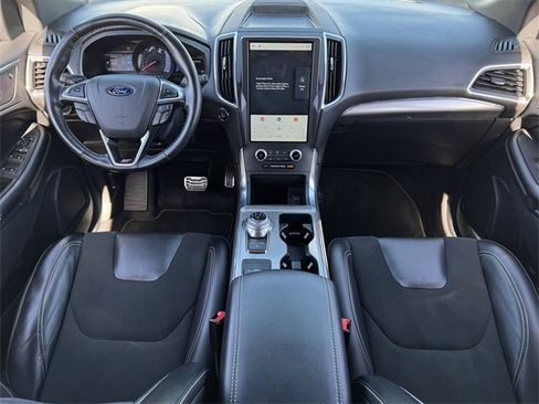 Used 2022 Ford Edge ST image 10
