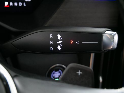 Used 2024 GMC Acadia Denali w/ LPO, Floor Liner Package image 24