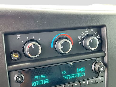 Used 2023 GMC Savana 2500 w/ Driver Convenience Package RWD image 15