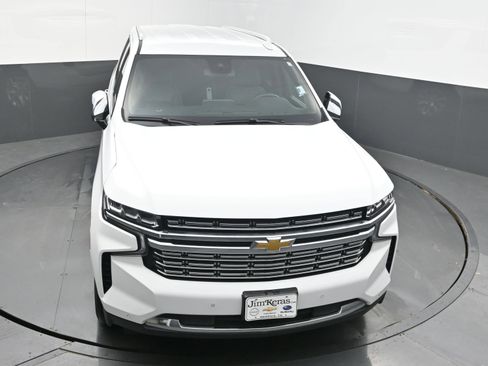 Used 2023 Chevrolet Suburban Premier image 35