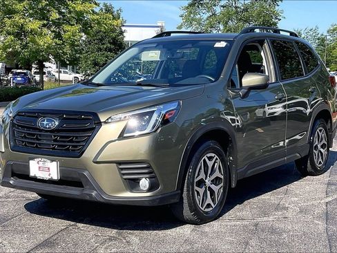 Certified 2023 Subaru Forester Premium AWD/4WD image 15