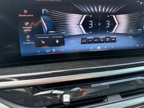 Certified 2025 BMW X6 xDrive40i AWD/4WD image 24